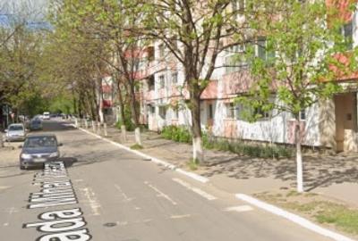 Vanzare apartament pretabil si spatiu comercial - 1