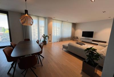 Apartament cu 3 camere decomandat în Floreasca