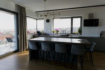 Proprietate rezidențială, cu două apartamente private, în Andrei Muresanu - 3