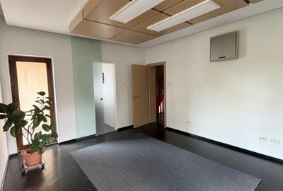 Piata Muncii \ duplex in vila \ etaj 1 + mansarda \ 3 camere - 80mp \ - 2