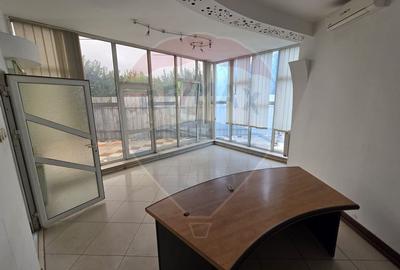 Ansamblu casa de locuit, hala productie ,spatiu de birouri si teren - 1