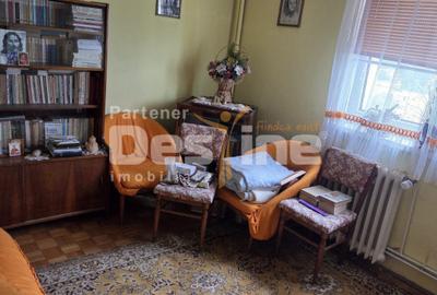 Apartament cu 2 camere, etaj intermediar, lift, bloc izolat termic, Zona Astra - 1