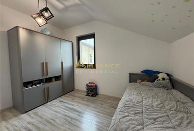 Casa Individuala - 5 camere - 3 bai - 403mp teren - 31