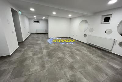 Spatiu comercial de vanzare in Alba Iulia zona Cetate finisat complet - 1