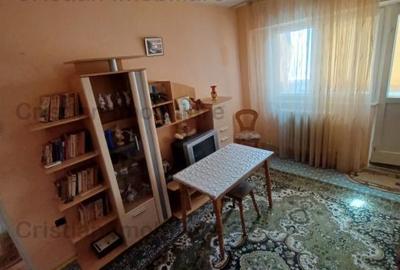 Apartament cu 2 camere decomandat în Radu Negru