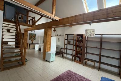 Vilă de închiriat în Tărtășești – spațiu generos pentru firmă, birouri , cazare - 15