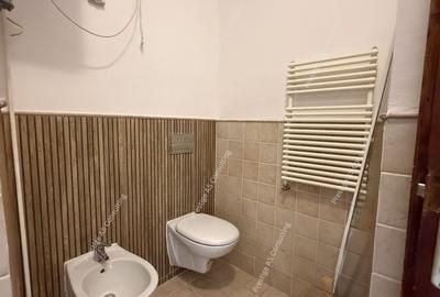 Apartament Patrimonial 150 mp | Balcon cu vedere directa spre Piata Victoriei - 19