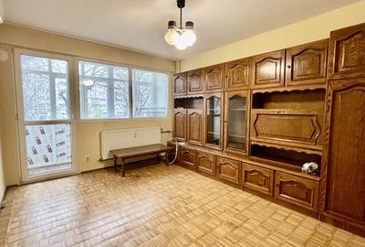 Apartament 2 camere decomandat, renovat ! - 1