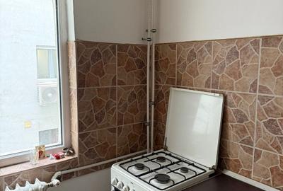 Apartament 3 camere decomandate, 1974, NECESITA RENOVARE - 2