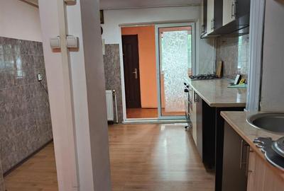 Ap 2 cam, conf 1, Buzaului Parter cu balcon, LIBER - 6