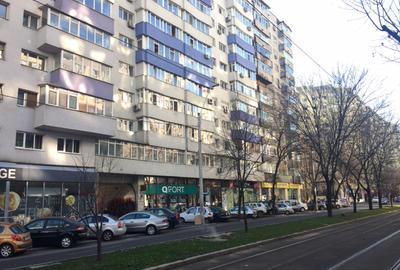 Spațiu comercial, 117 mp în P-ța Victoriei