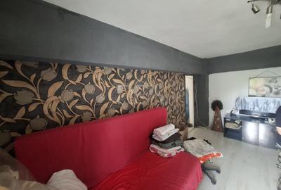 2 camere, et 4/10, bloc 1986, anvelopat- Crangasi - 2