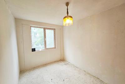 Vanzare apartament 3 camere , etaj 1/4, MICRO 17, zona MINION - 1