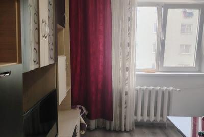 Garsonieră nedecomandată în Uzina 2