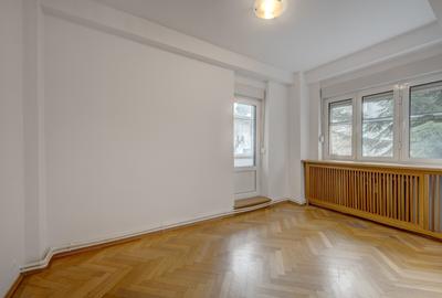 Apartament luminos de 5 camere de închiriat, etaj 1/4, garaj, Bd. Primăverii! - 14