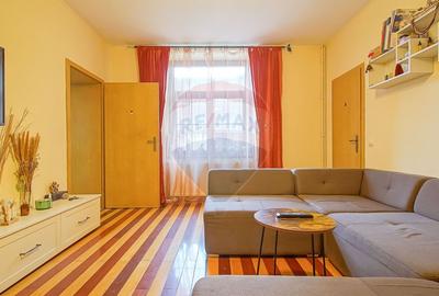 3 camere tip casă, parcare proprie, pod și magazie, Str. Lungă - 5
