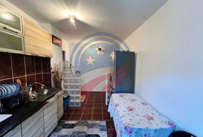 Apartament de vânzare - 6