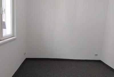 URGENT!, parter vila,INTRARE SEPARATA, CURTE, PARCARE, BIROU/COMERCIAL - 2
