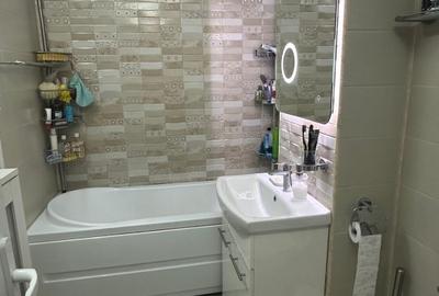 Proprietar vand apartament 4 camere - 10