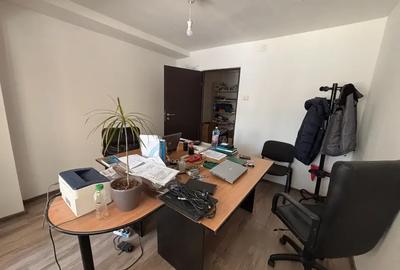 Apartament 3 camere de vanzare- Otopeni - 1