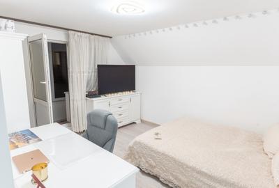 Pensiune Turistica cu Sala de Mese + Casa de Locuit in Cristesti - 3