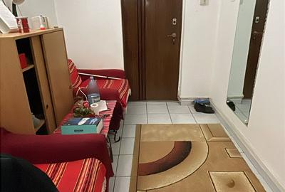 Apartament cu 2 camere decomandat în Titan
