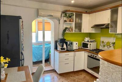 34860  Apartament 3 camere Tomis 3 - 5
