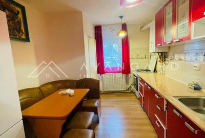 Apartament cu 3 camere decomandat, mobilat în Zorilor
