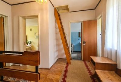 Casa Tip Vila - cu garaj - singur curte - Centru Istoric - 12