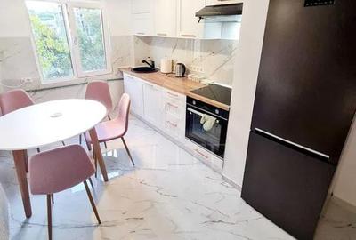 Apartament 3 camere în zona COLINA - 1