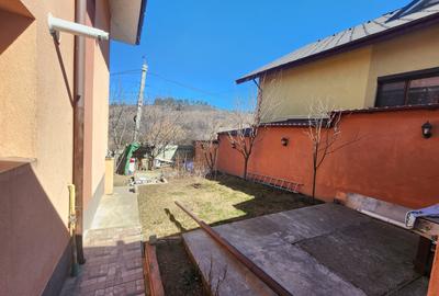 CASA INDIVIDUALA , ZONA TOMESTI, 5 CAMERE - 4