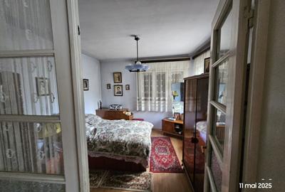 Marriott, vanzare casa si teren 388mp. - 9