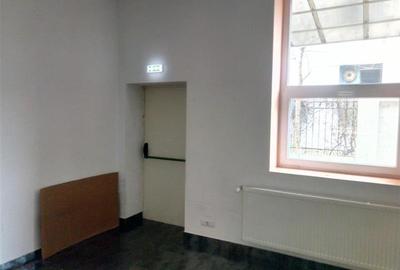 SPATIU IN CLADIRE DE BIROURI CLASA A, FINISAJE PREMIUM, FACILITATI MODERNE - 8