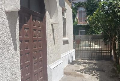 Casă de vânzare – 5 camere într-o vilă interbelică, 125 mp - 1