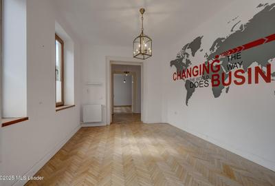 In Cartierul Evreiesc, casa 3 camere pivnita si mansarda open space. - 6