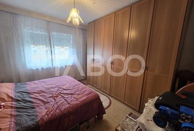 Apartament 3 camere decomandat zona 1 Decembrie 75mp si boxa la subsol - 4