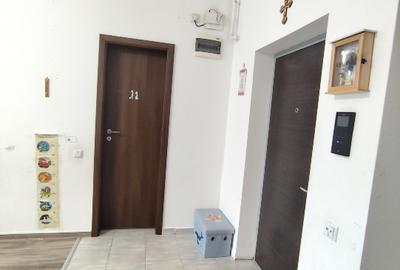 Proprietar vând apartament 2 camere Bucuresti sector 5 - 7