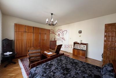 Vilă spațioasă 6 camere în centrul Lugoj – teren 471 mp, garaj - 9