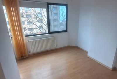 Bd. Mamaia , spatiu IDEAL BIROURI, 43 mp. - 2