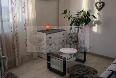 Apartament cu 2 camere semidecomandat în Tătărași