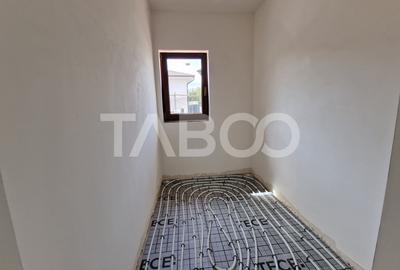 Casa individuala de vanzare cu teren generos, garaj si curte Selimbar - 24
