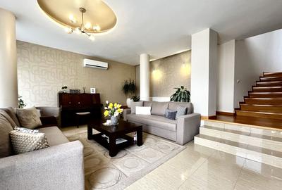 Casa spațioasă și primitoare cu garaj dublu, în Braytim – Soarelui - 1