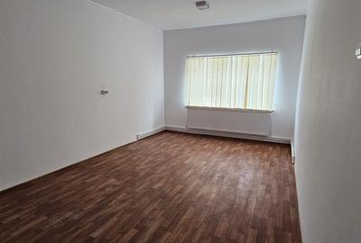 Spațiu comercial de închiriat – Zemeș, poziție centrală - 8