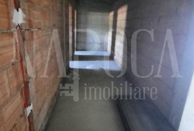 Casa 5 camere de vanzare in Salicea - 2