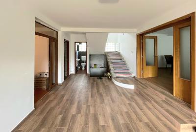 Vilă P+M cu 2300MP teren | 6 camere | 278MP | 30 min București - 2