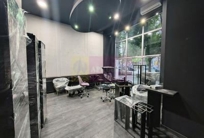 Spațiu comercial, de 85 mp, în Centrul Civic