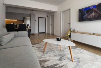 Apartament cu 2 camere, mobilat în Central