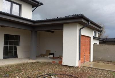 Casa 5 camere, Str. Ciheiului - 9