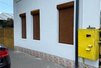 Casa zona centrala, 5 camere,  compusa din doua apartamente, chirpic si caramida - 27