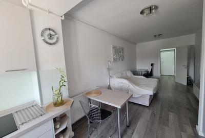 Garsonieră decomandată, mobilată în Pipera